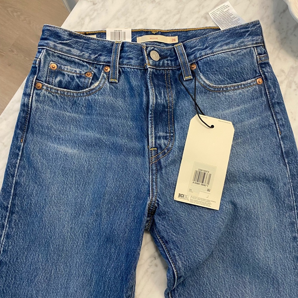 Levi’s wedgie